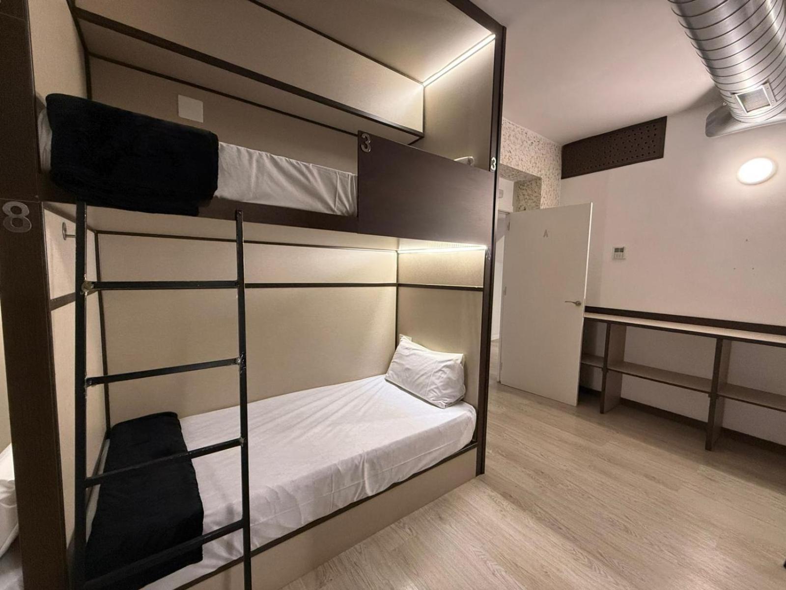 Hostel Tkh-Rooms Mate مدريد المظهر الخارجي الصورة