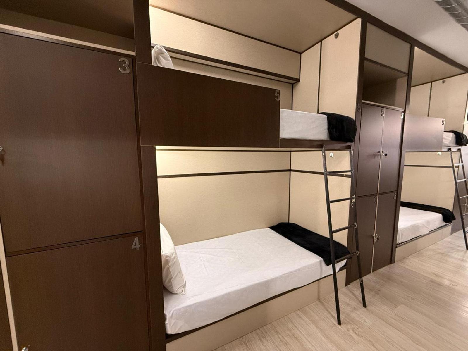 Hostel Tkh-Rooms Mate مدريد المظهر الخارجي الصورة