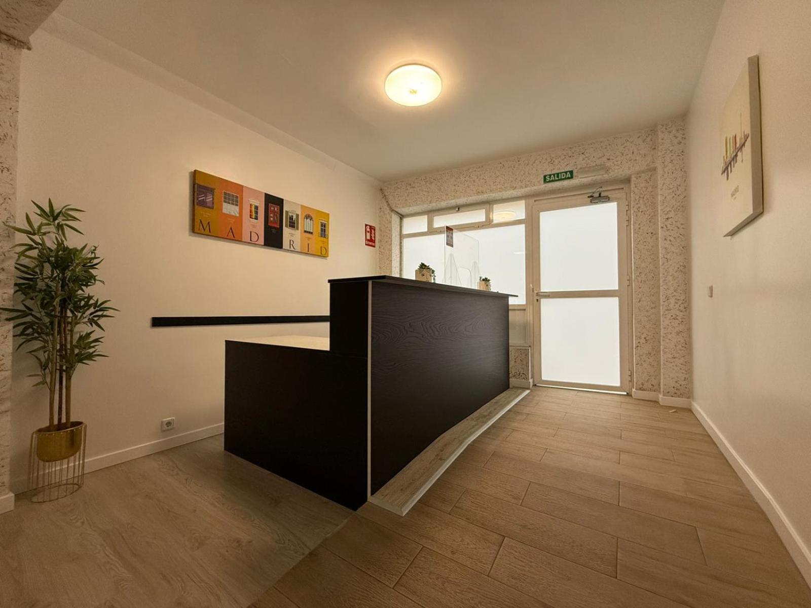 Hostel Tkh-Rooms Mate مدريد المظهر الخارجي الصورة