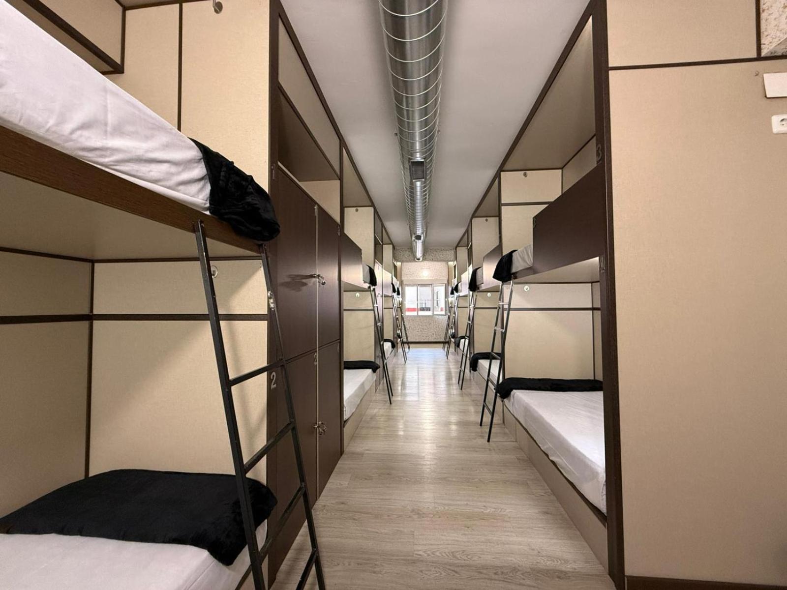 Hostel Tkh-Rooms Mate مدريد المظهر الخارجي الصورة